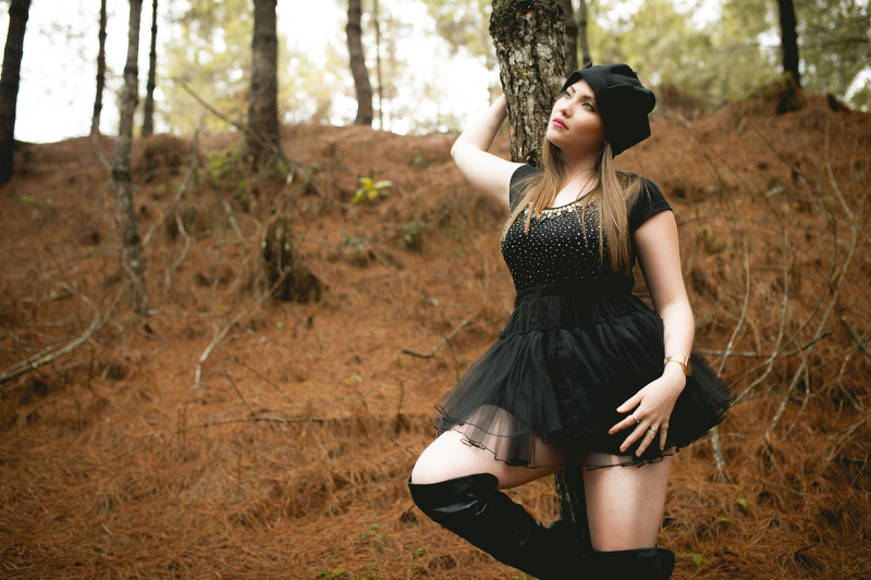 MeganTwerk A Day in Black 01