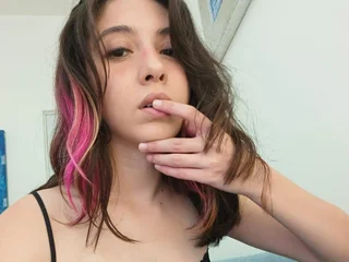 PetiteBaby1039 Live Cam