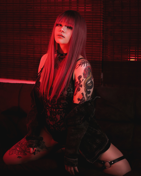 ScarletBridgee Photo