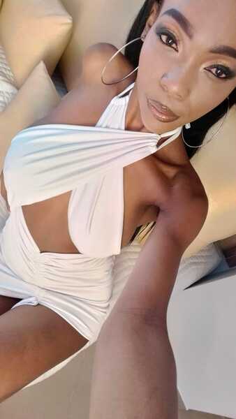 AngelyStone Photo