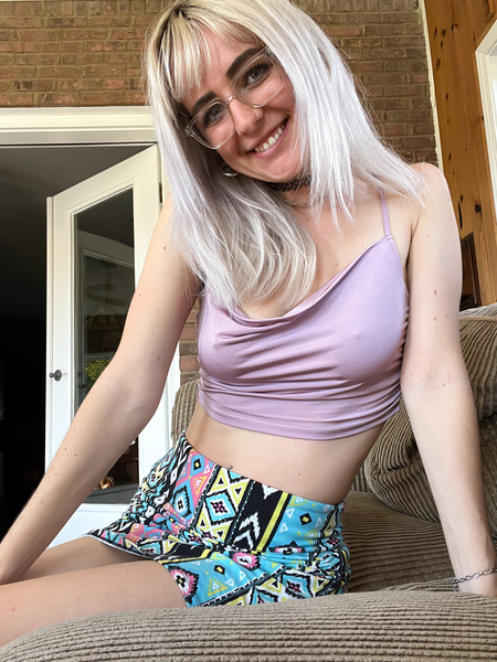 AllyElliot Photo AllyElliot Photo