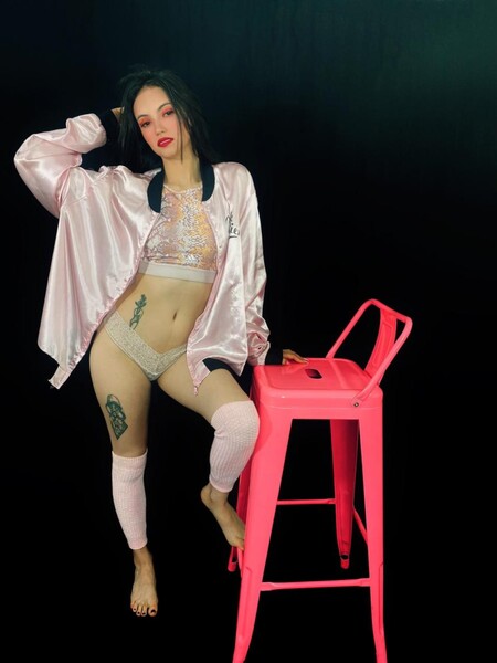 ShophiaDacordd Photo