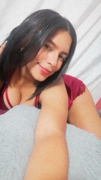 CAMILAROUS Photo