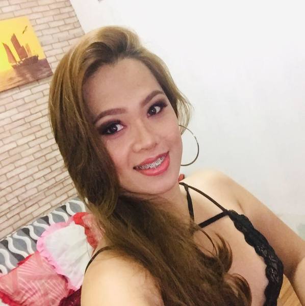 MsAsianhotNixie Photo