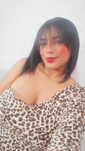 CAMILAROUS Photo
