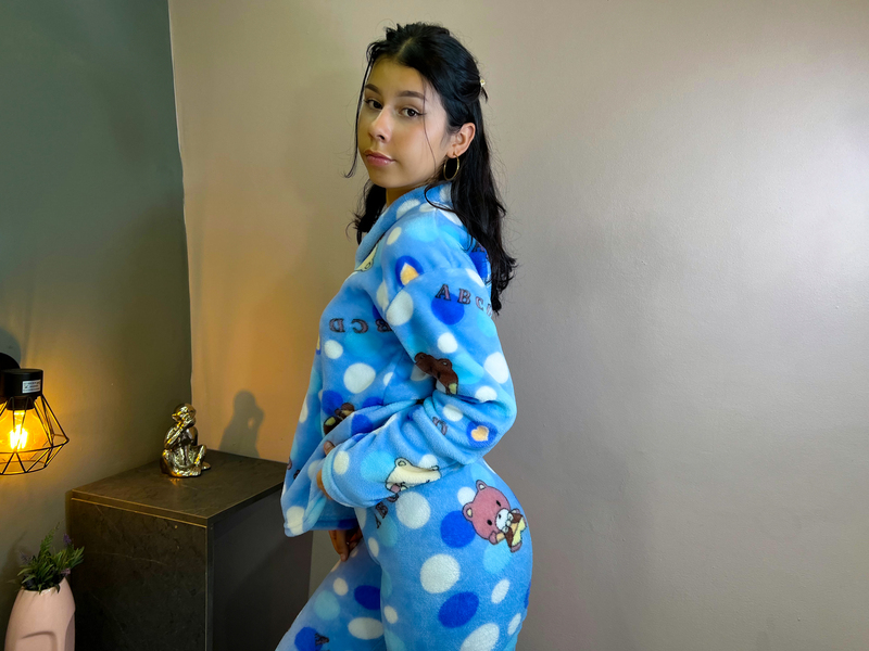 littleezoee Photo
