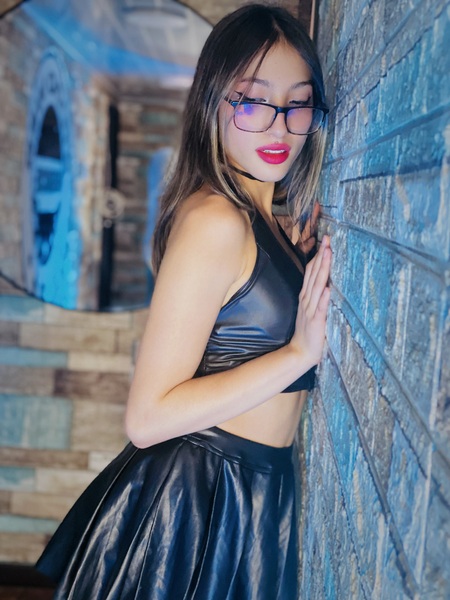 VenusHornyyy Photo