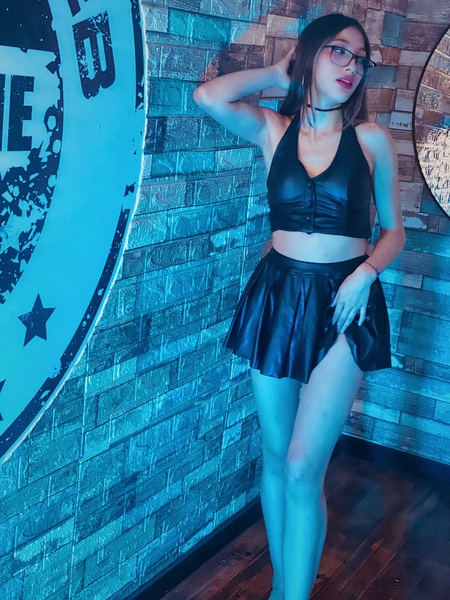 VenusHornyyy Photo