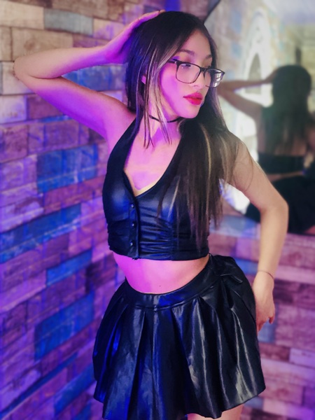 VenusHornyyy Photo