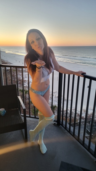 Love_Crystal Photo Love_Crystal Photo