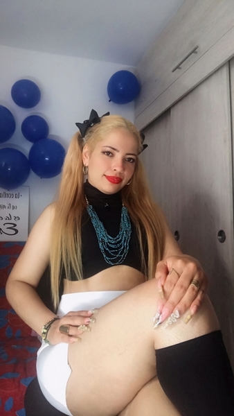 LAURAMARLYN33 Photo LAURAMARLYN33 Photo