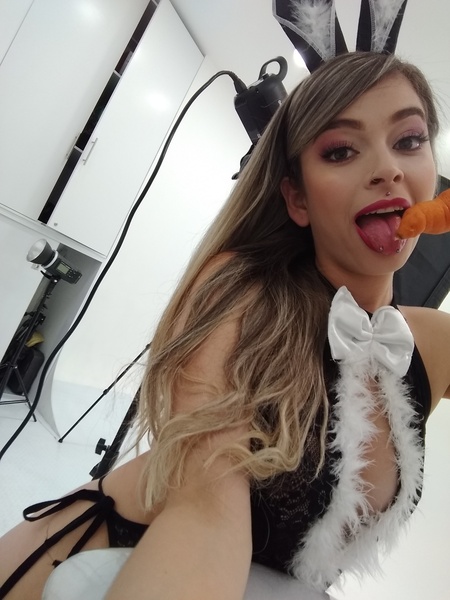 ChloeMackenziee Photo ChloeMackenziee Photo
