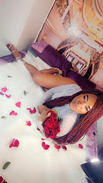 EbonyOlive69 Photo