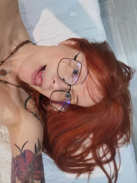 Carolinakiss23 Photo