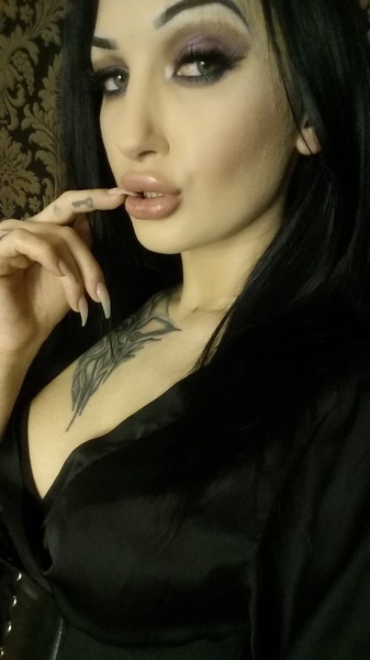 AztekaMistressX Photo