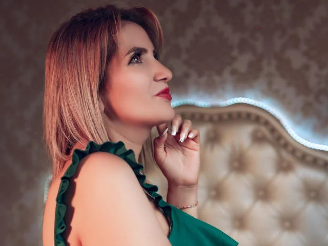 GiuliaAddams Photo GiuliaAddams Photo