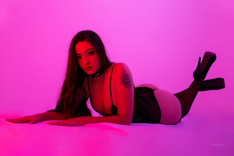 AlessandraLovi Photo AlessandraLovi Photo