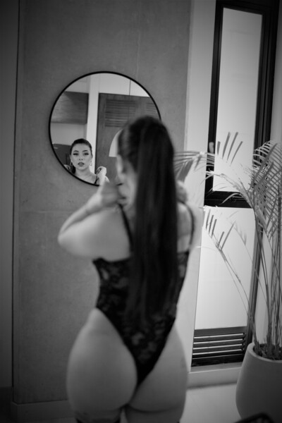 sharonscarllet Photo