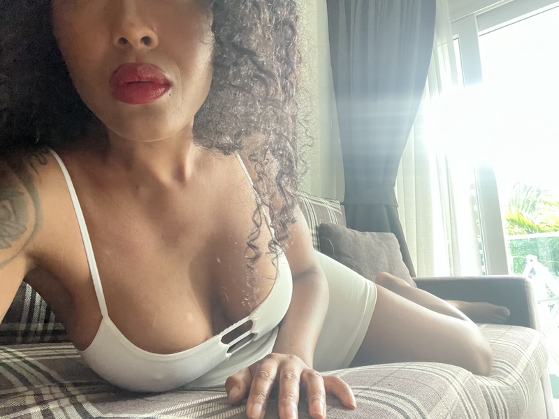 MistressLondonBridge Photo