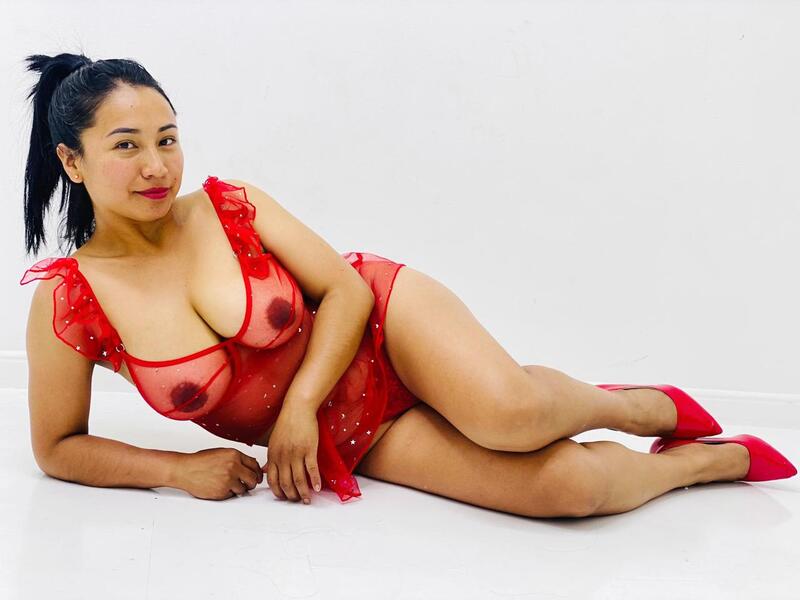 SalmaSantos Photo