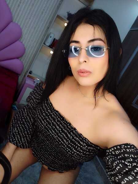 AdaraaCox Photo
