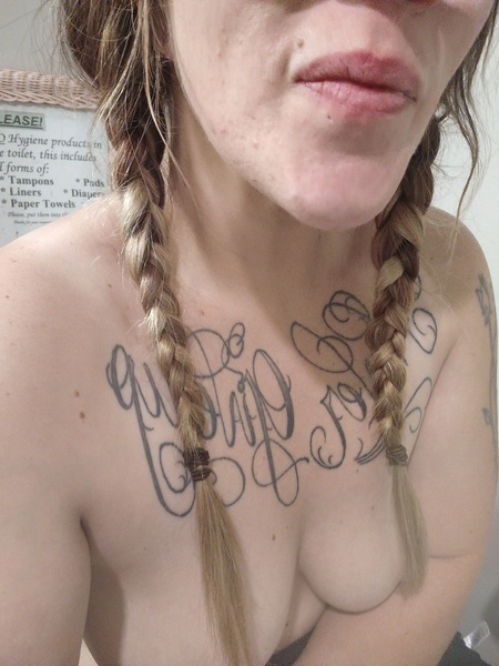 KinkkiWitch Photo KinkkiWitch Photo