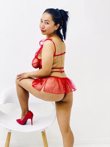 SalmaSantos Photo