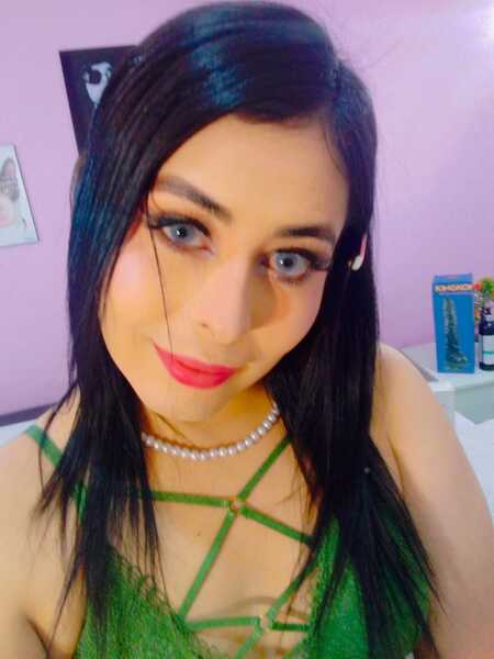 AdaraaCox Photo