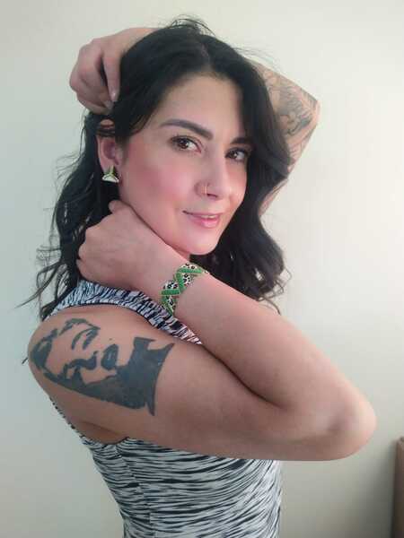 AntoHot Photo