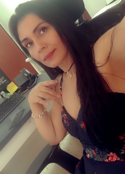 NiaCardenas Photo