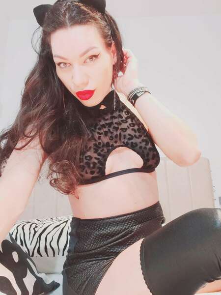 SquirtXQueenX Photo