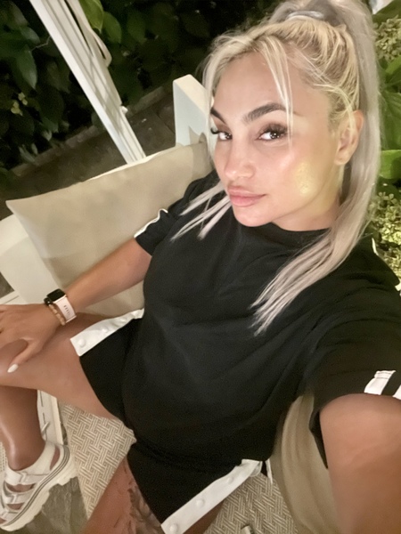 LarissaQuinn Photo