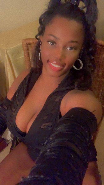 MistressMochaReignn Photo