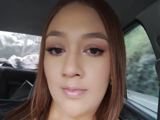 curvyMilena Live Cam