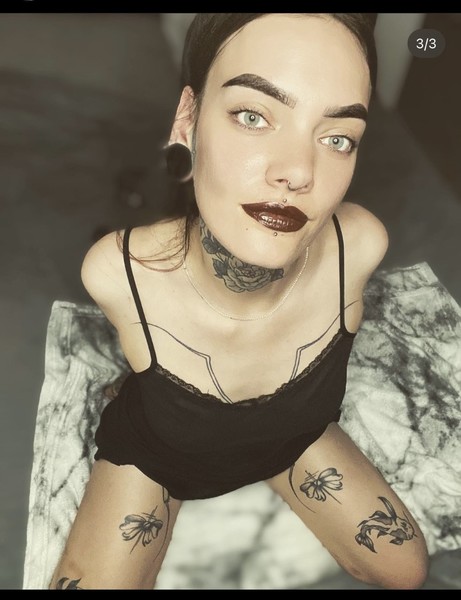 XxTypicalxX Photo