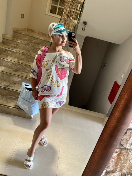 LarissaQuinn Photo
