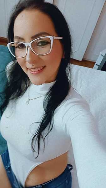 kiarabermoth Photo kiarabermoth Photo