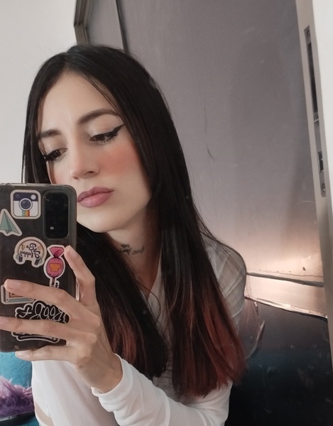 Nikyastark Photo