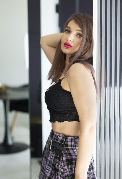 OliviaSoNaughty Photo