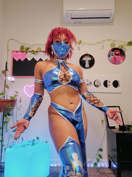 BlackBustyBarbie Photo