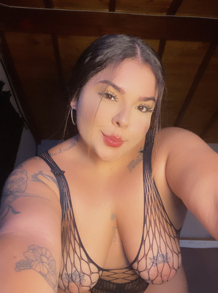 Sexy_Curvy Photo