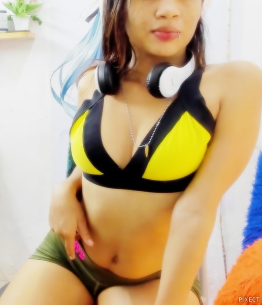 EmillyCoper Photo EmillyCoper Photo