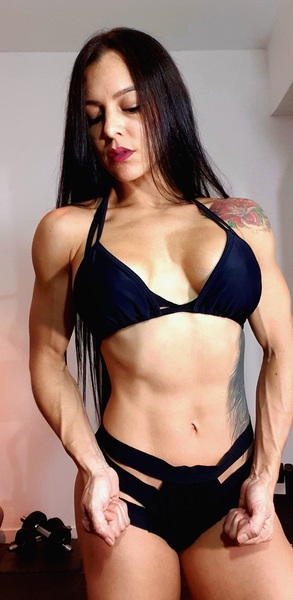 Angelmuscles Photo