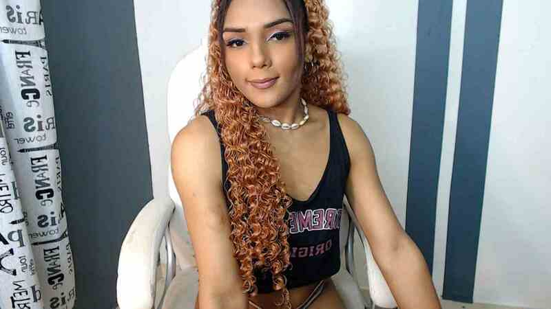 HotLittleBittch Photo