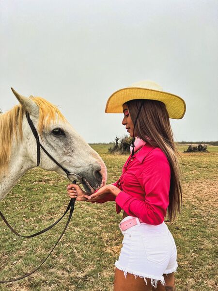 AmeliaRose77 Photo AmeliaRose77 Photo