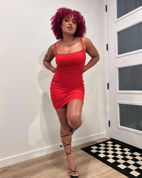 BlackBustyBarbie Photo