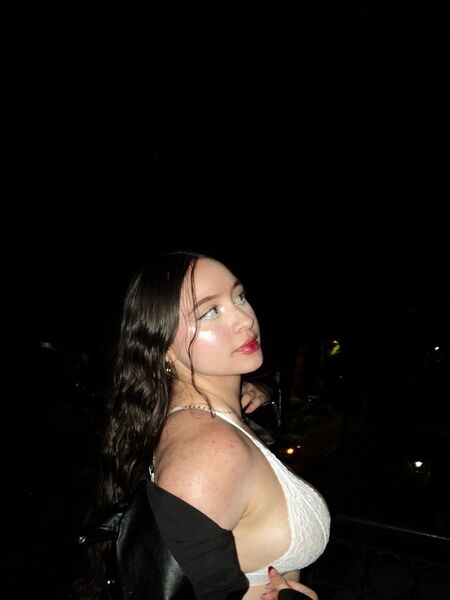 EmillyJohnsonn Photo
