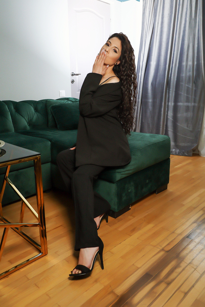 AriannaSinn Photo