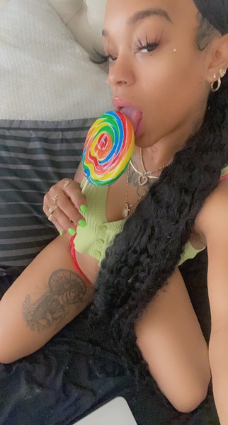 QueeenJ Photo
