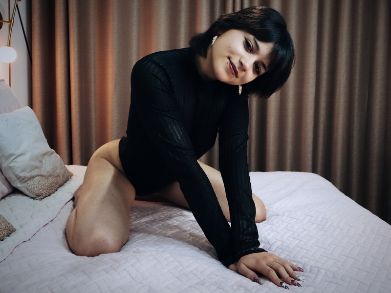 MilaBernal Photo